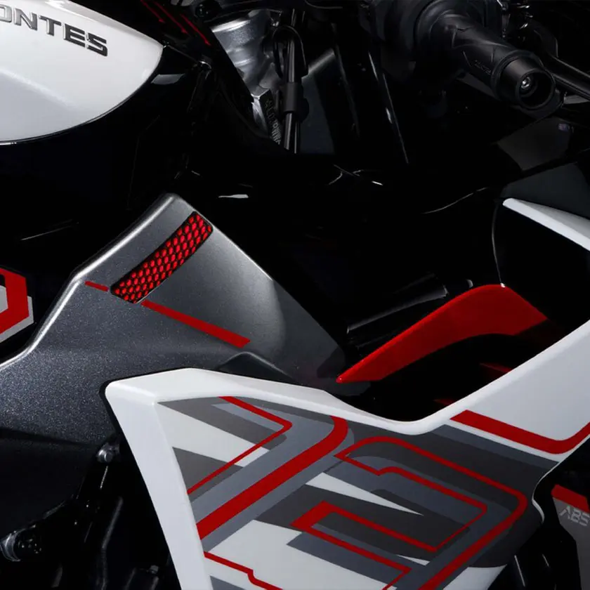 Zontes 703 RR - CFMOTO La Réunion